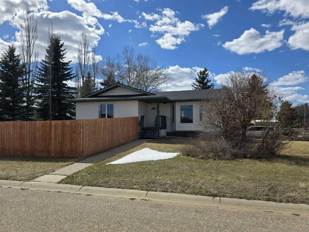 5 Lawley Avenue , A2306823, Alberta,