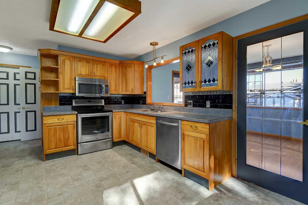 Fourth View of 104 11th Street , NONE, Beaverlodge, Alberta, T0H 0C0