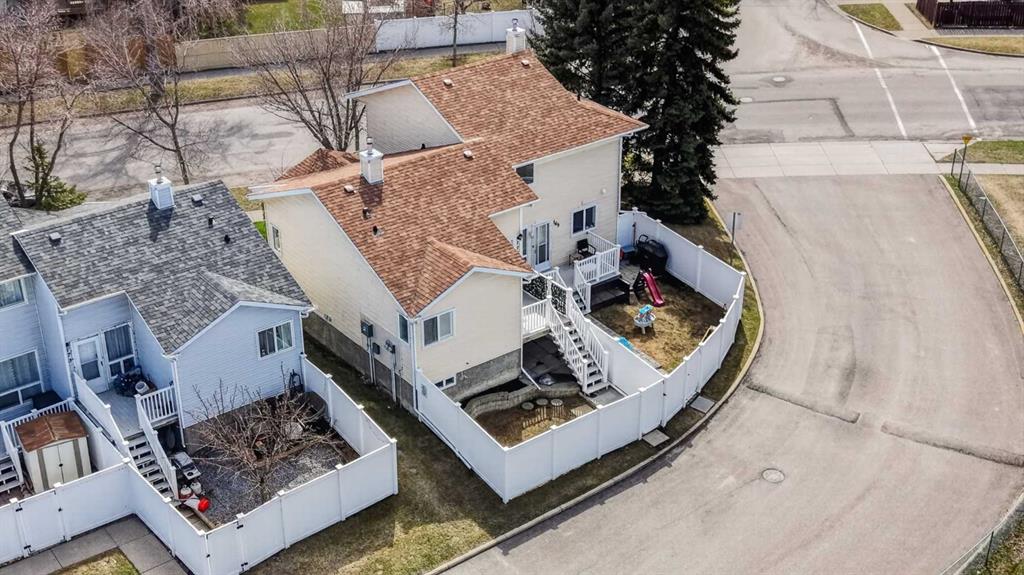 Fifth View of 171 Deerfield Drive SE, Deer Ridge, Calgary, Alberta, T2J 7B7