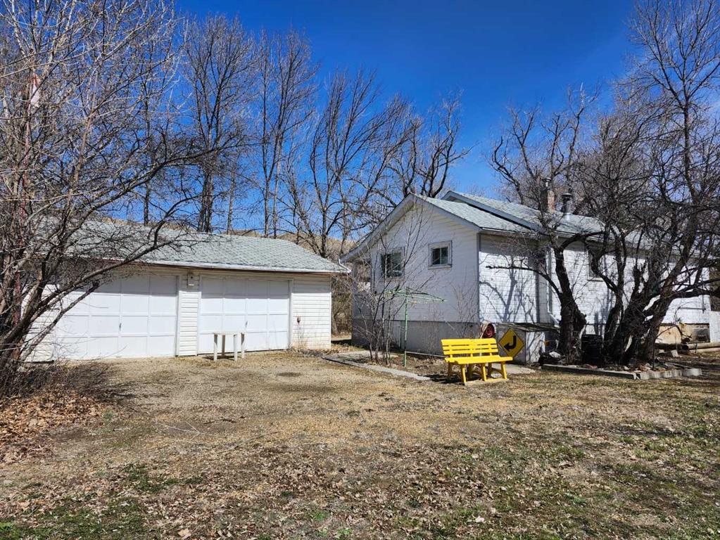 227 6 Street , A2306895, Alberta,