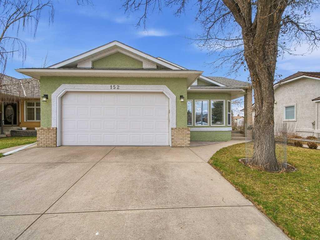 152 Waterstone Place SE, A2306950, Alberta,