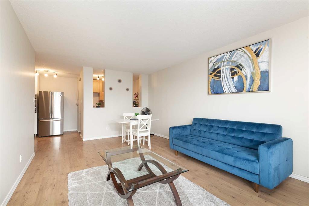 Third View of 419, 5 Berkeley Place W, Varsity Village, Lethbridge, Alberta, T1K 5M9