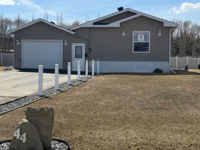 44, 15 Mackenzie Ranch Way , A2307043, Alberta,