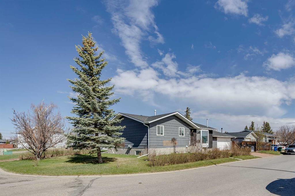 Fourth View of 201 Southridge Place , NONE, Didsbury, Alberta, T0M 0W0