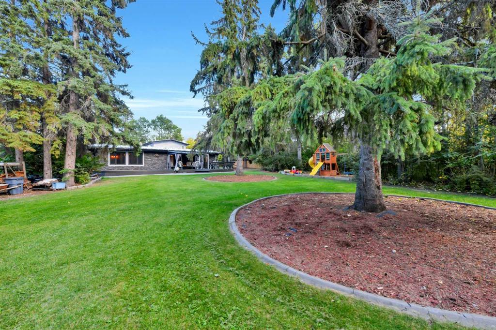 Fifth View of 9 Cronquist Close , Westlake, Red Deer, Alberta, T4N 1E3
