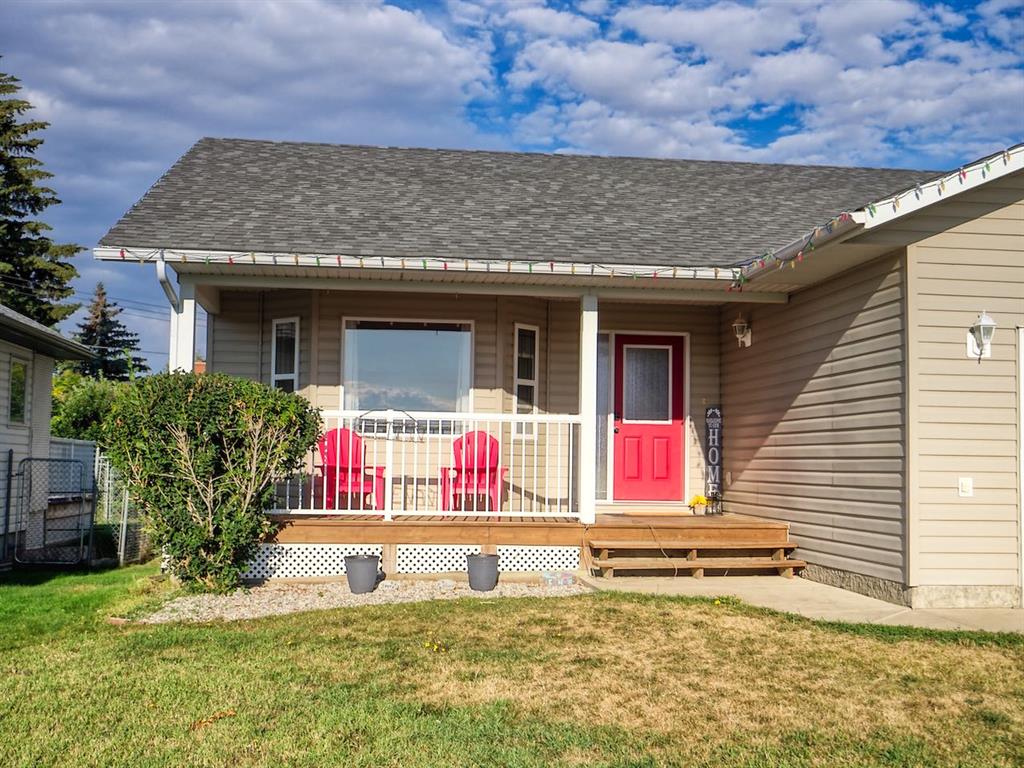 Third View of 210 Bradford Crescent S, NONE, Three Hills, Alberta, T0M 2A0