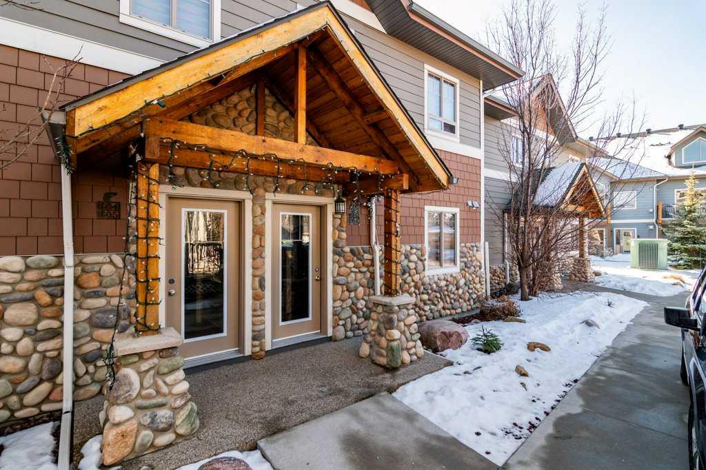 604 & 605, 401 4 Street , A2307118, Alberta,