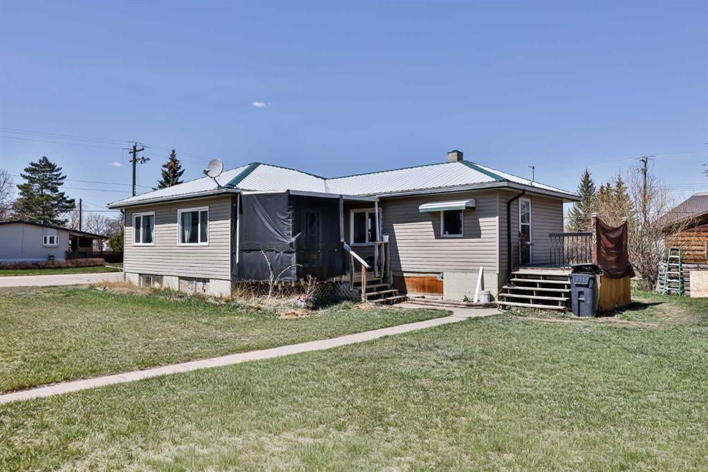 Second View of 209 3 Avenue , NONE, Warner, Alberta, T0K 2L0