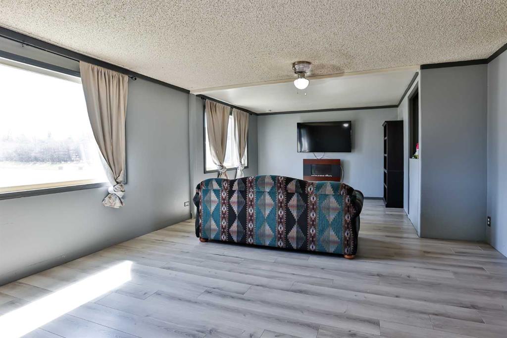 Third View of 209 3 Avenue , NONE, Warner, Alberta, T0K 2L0
