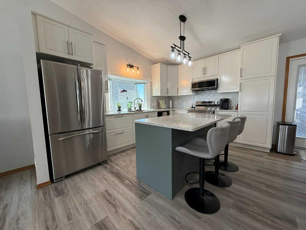 Fifth View of 4804 42 Street , NONE, Taber, Alberta, T1G 1C9
