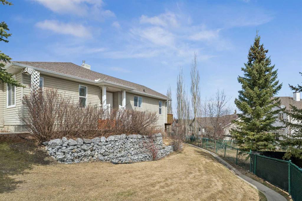16, 117 Bow Ridge Drive , A2307336, Alberta,