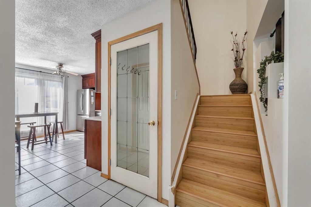 Fifth View of 40 Temple Place NE, Temple, Calgary, Alberta, T1Y3R9