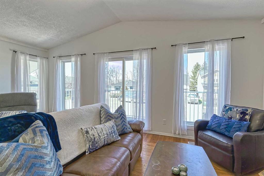 417 2 Avenue NW, A2307423, Alberta,