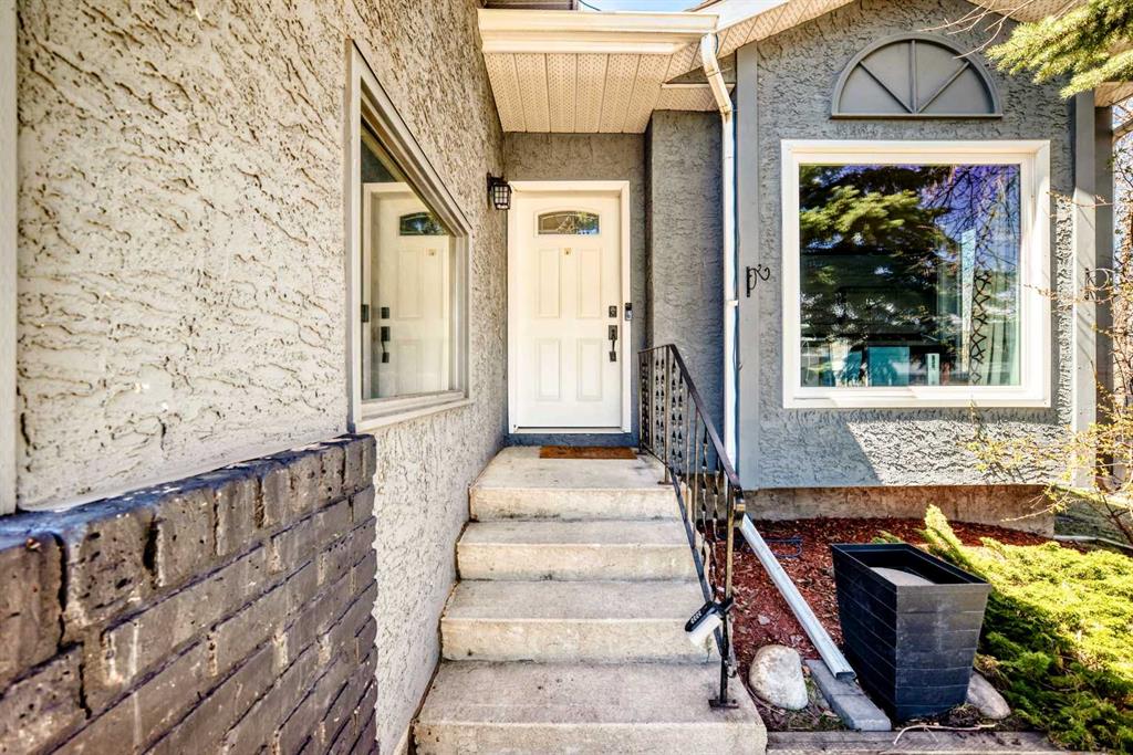 Fourth View of 127 Mckerrell Way SE, McKenzie Lake, Calgary, Alberta, T2Z1R1