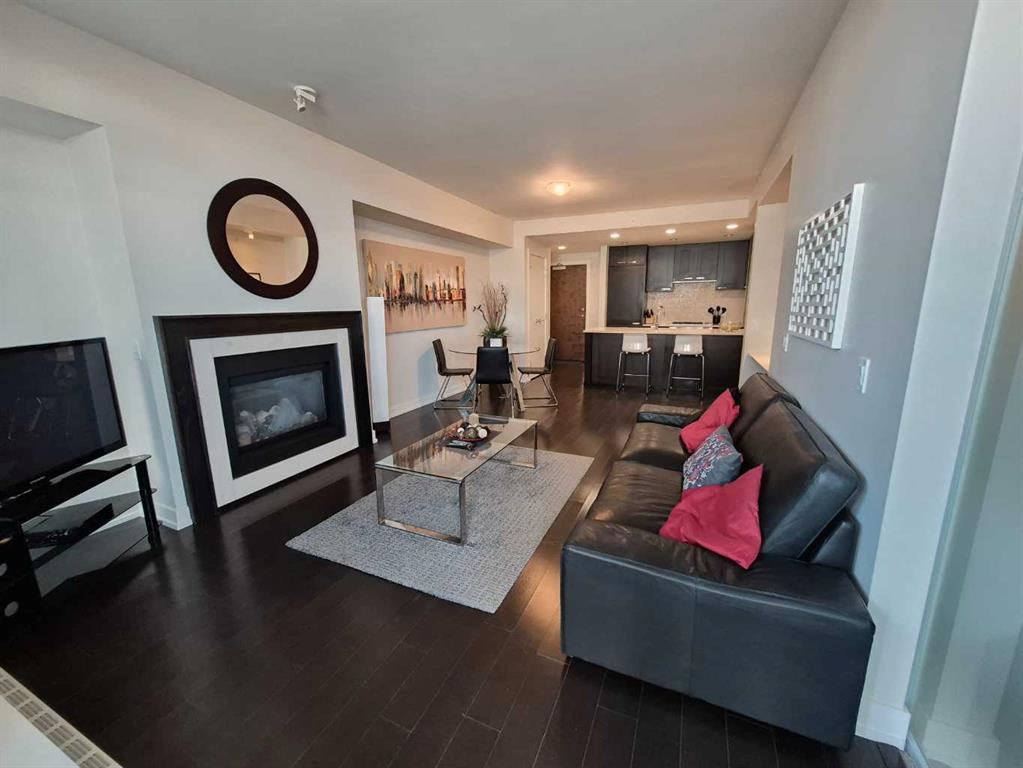 Third View of 722, 222 Riverfront Avenue SW, Chinatown, Calgary, Alberta, T2P0X2
