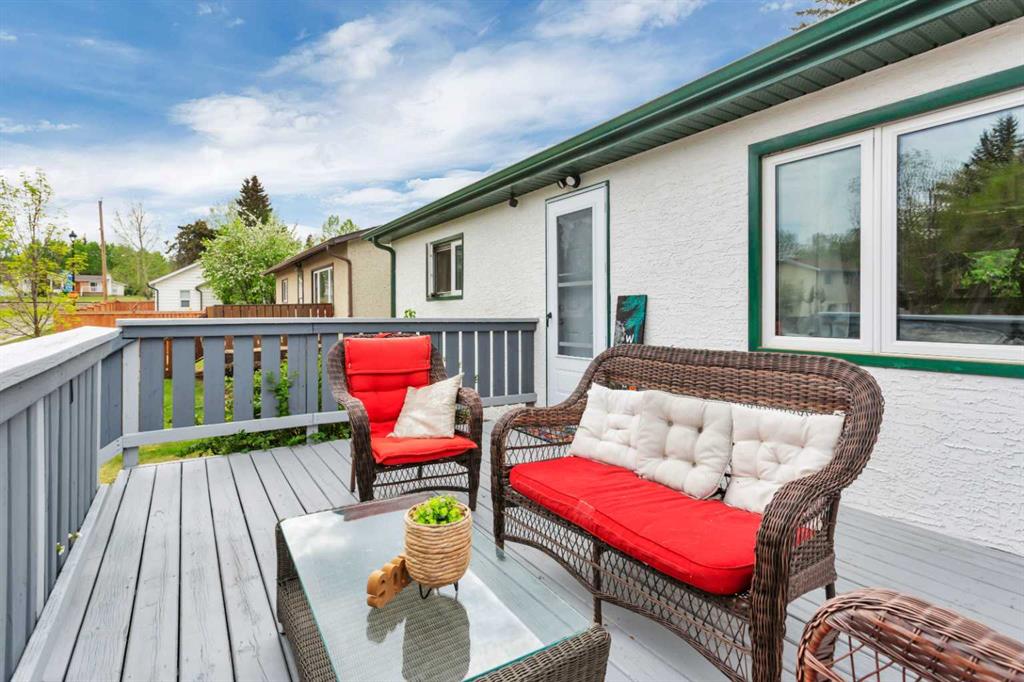 Fifth View of 5010 53 Street , Downtown, Sylvan Lake, Alberta, T4S1E7