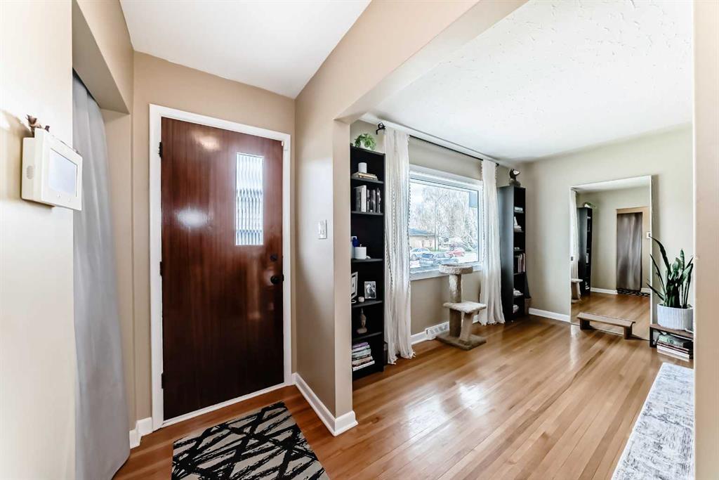 Fourth View of 815 20a Avenue NE, Winston Heights/Mountview, Calgary, Alberta, T2n3v8