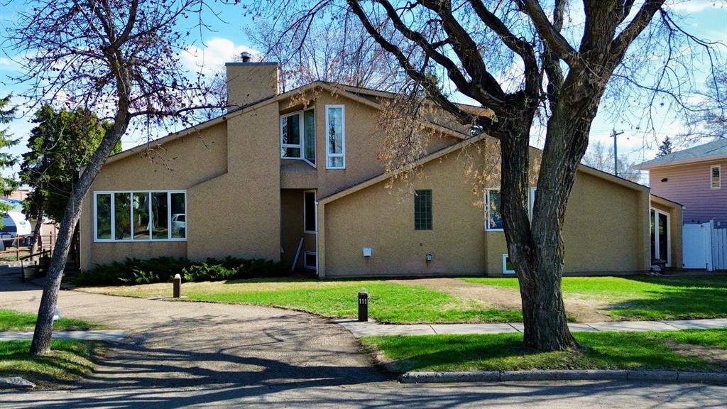 109 5th Ave  W, A2307548, Alberta,