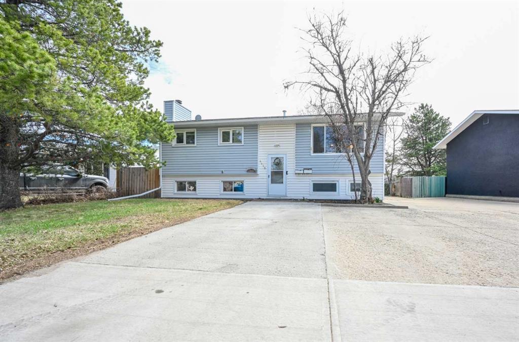 Third View of 9815 80 Avenue , Patterson Place, Grande Prairie, Alberta, T8V 3S5