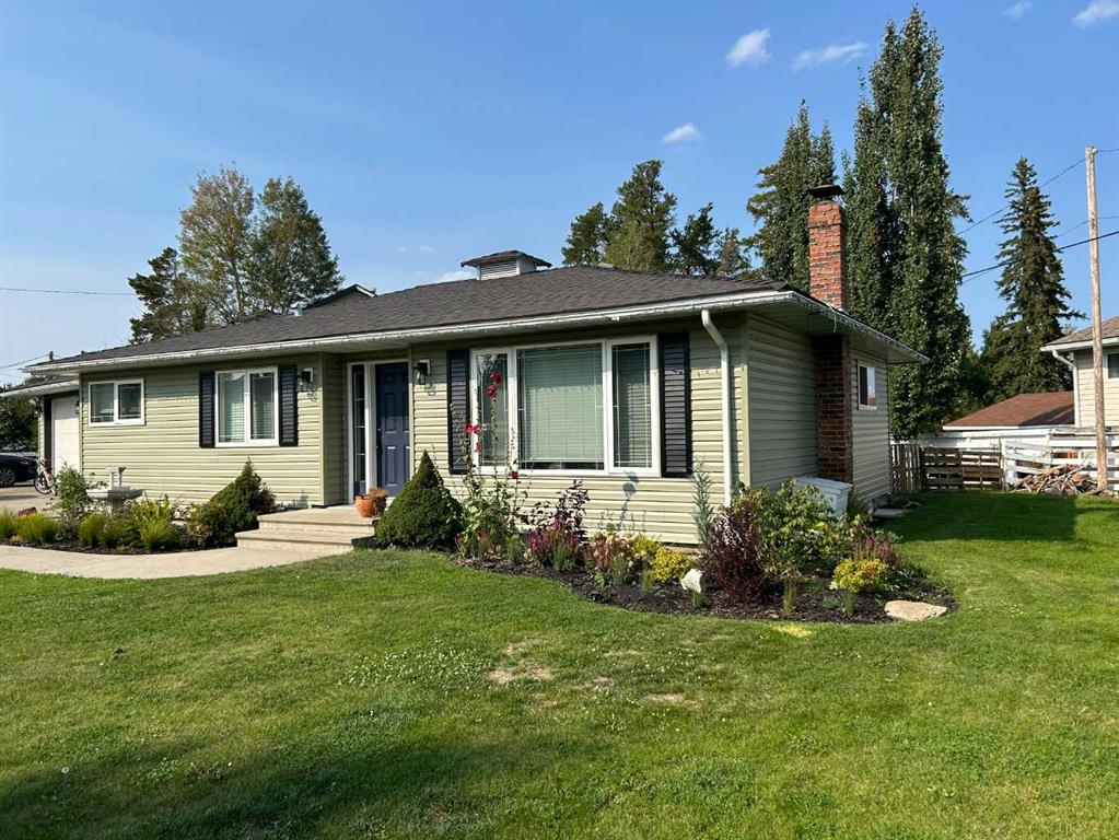 Second View of 30 Sandy Drive , NONE, Whitecourt, Alberta, T7S 1G9