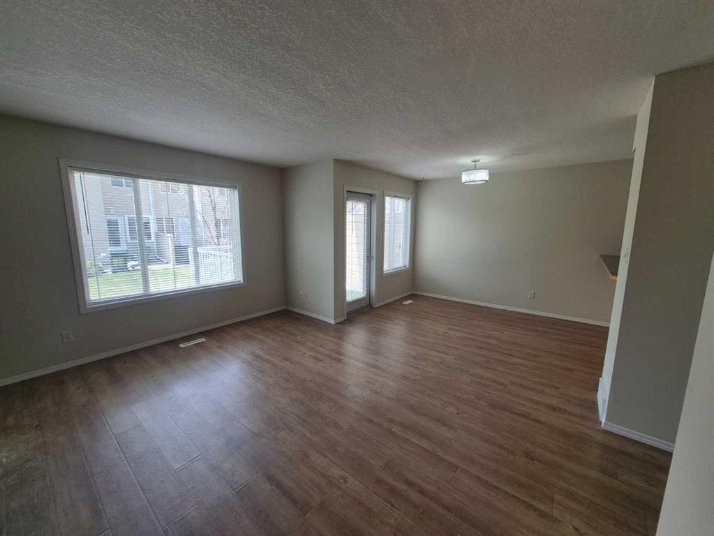 Fifth View of 21, 545 Highlands Boulevard W, West Highlands, Lethbridge, Alberta, T1J 4V2
