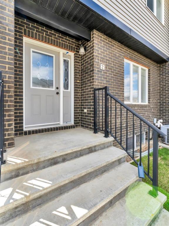 Fifth View of 2, 4958 Southlands Drive SE, Southland, Medicine Hat, Alberta, T1B0E9