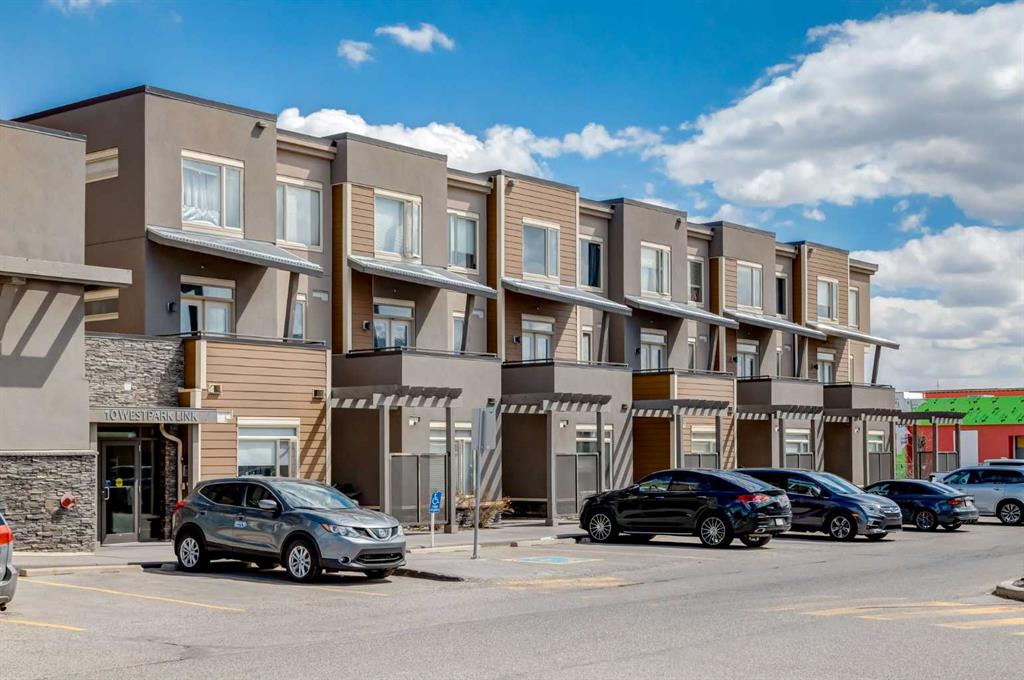 207, 10 Westpark Link , A2307636, Alberta,