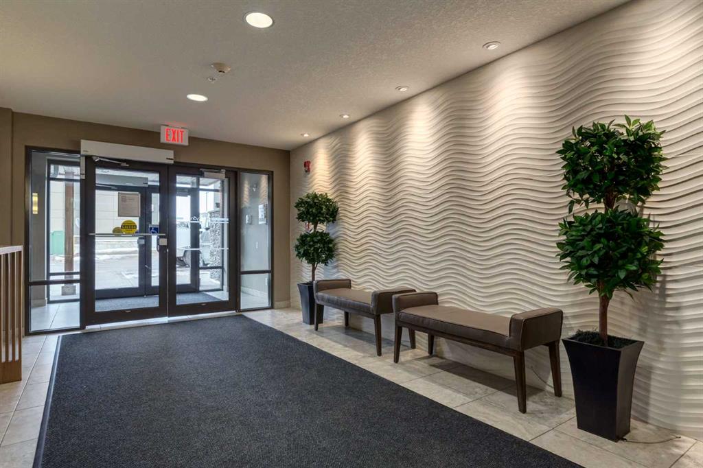 Fourth View of 207, 10 Westpark Link , West Springs, Calgary, Alberta, T3H 0Y5