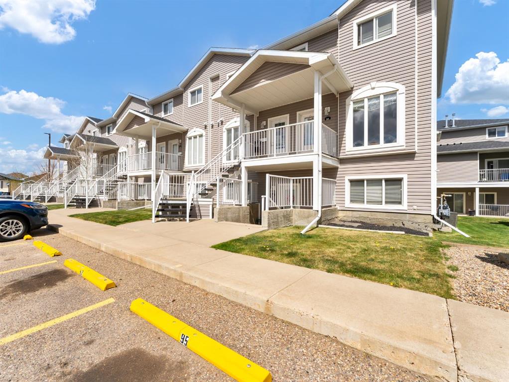 95 Somerset Lane SE, A2307657, Alberta,