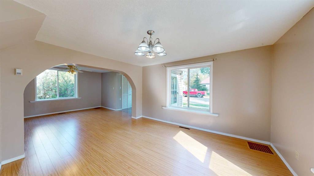 Third View of 4904 47 Street , Downtown East, Stettler, Alberta, T0C 2L2
