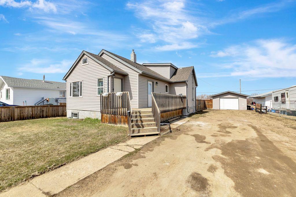 Fourth View of 5106 57 Street , North Lloydminster, Lloydminster, Alberta, T9V 0M9