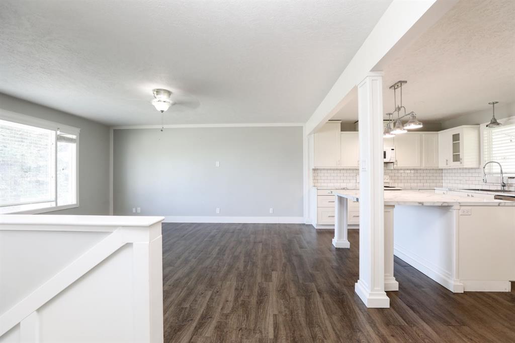 Fifth View of 101 Mcgill Boulevard W, Varsity Village, Lethbridge, Alberta, T1K 3V8