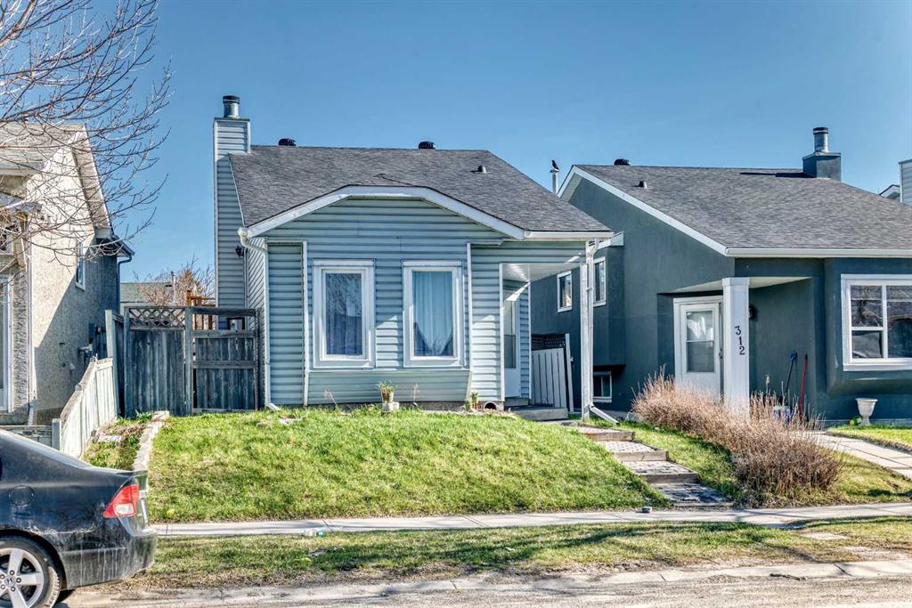 Second View of 314 Castleridge Drive NE, Castleridge, Calgary, Alberta, T3J3C4