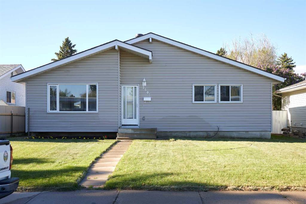 Third View of 2501 13 Avenue N, Park Meadows, Lethbridge, Alberta, T1H 4A4