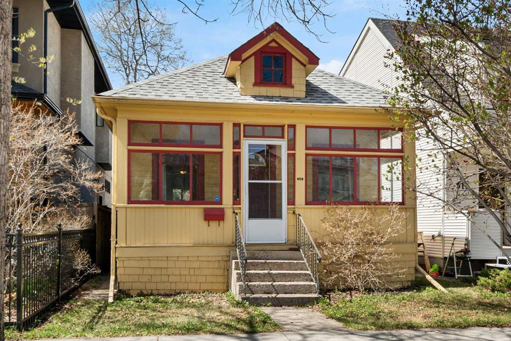 Fourth View of 909 5 Street NW, Sunnyside, Calgary, Alberta, T2N 1R3