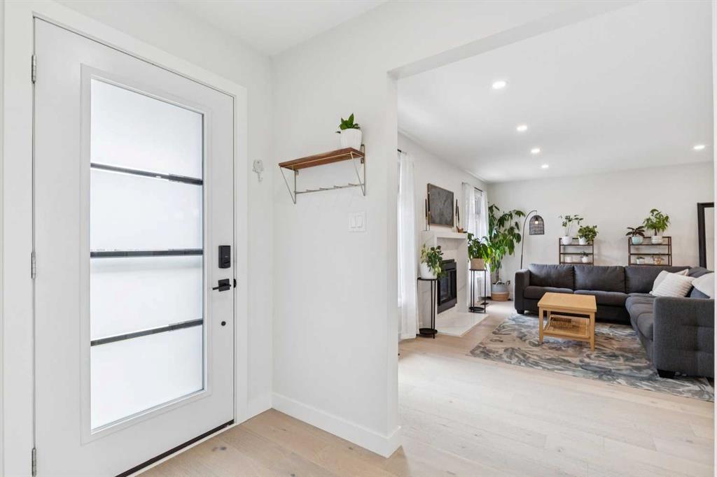 Third View of 507 Cantrell Drive SW, Canyon Meadows, Calgary, Alberta, T2W 2K8