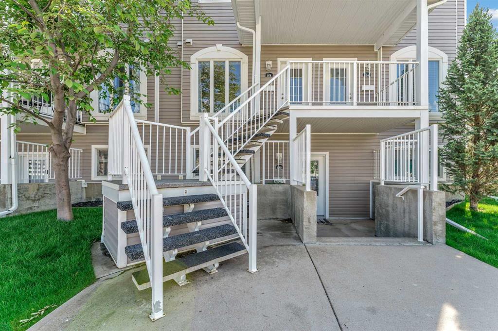 Second View of 156 Somerset Lane SE, Southland, Medicine Hat, Alberta, T1B0E6