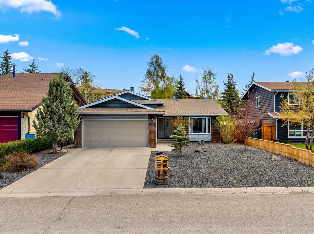 6108 Dalcastle Link NW, A2307886, Alberta,