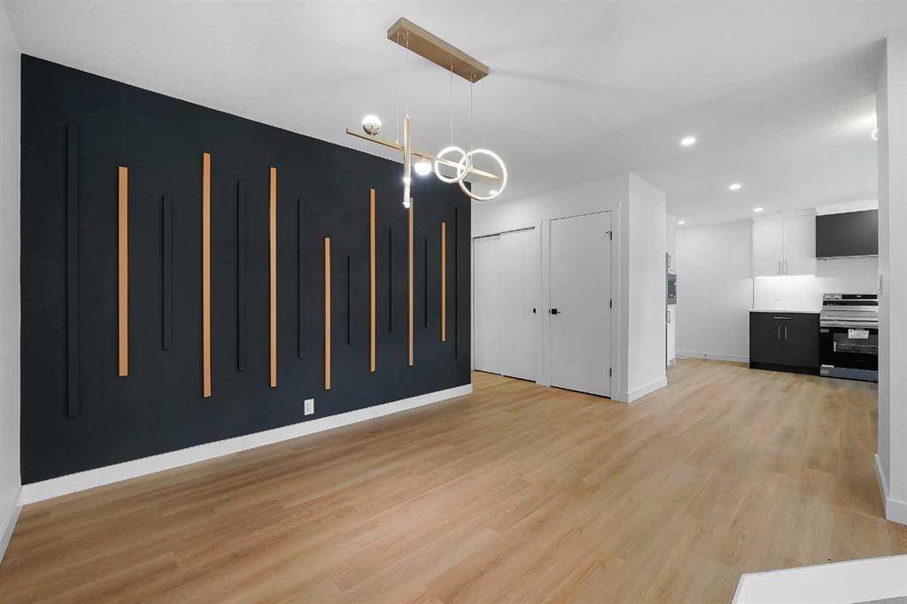 Fifth View of 24 Bermuda Street NW, Beddington Heights, Calgary, Alberta, T3K 1G6