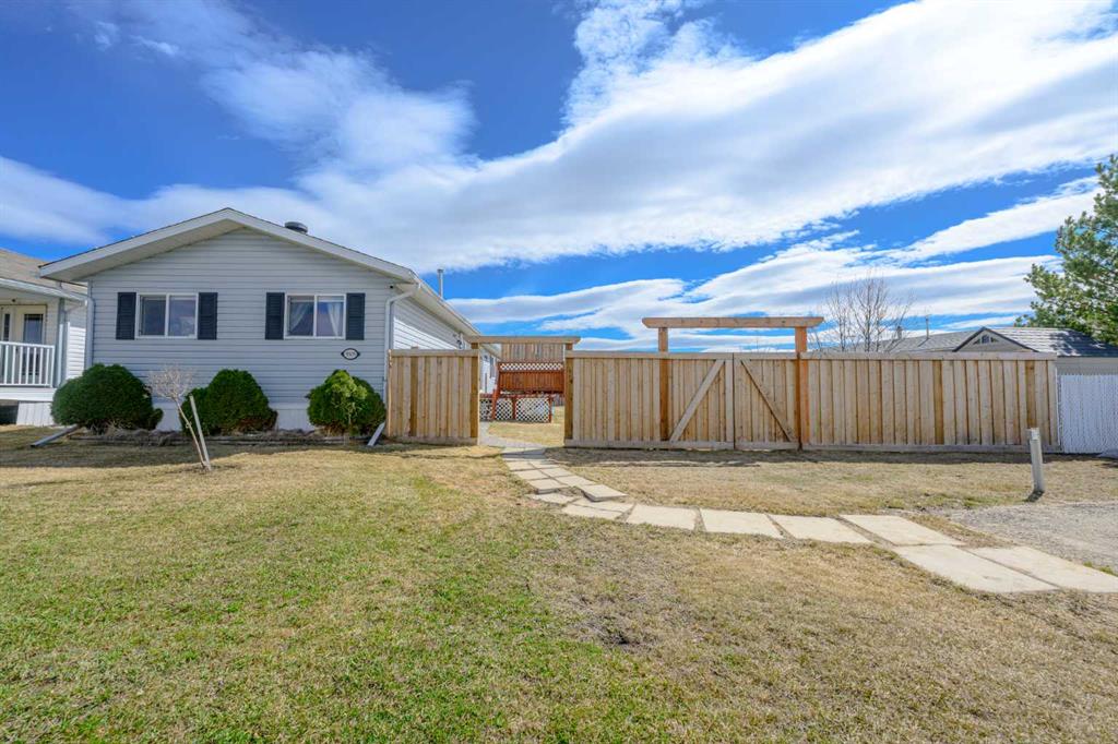 9509 109 Avenue , A2307907, Alberta,