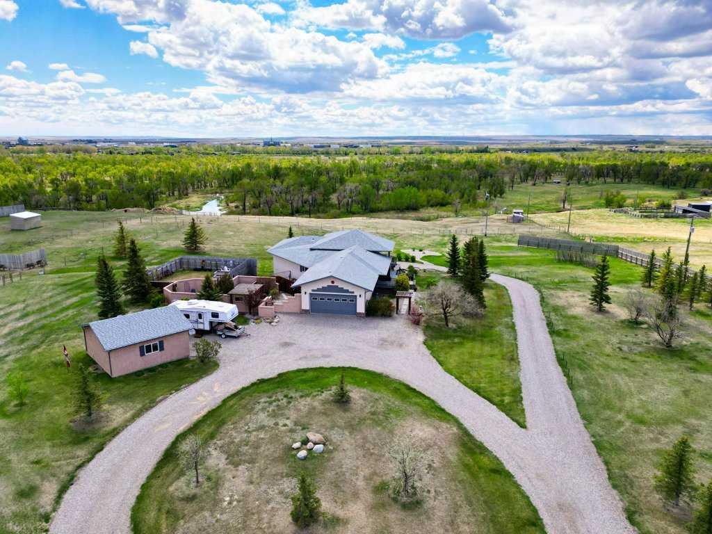 20 Deer Path Meadow , A2307910, Alberta,
