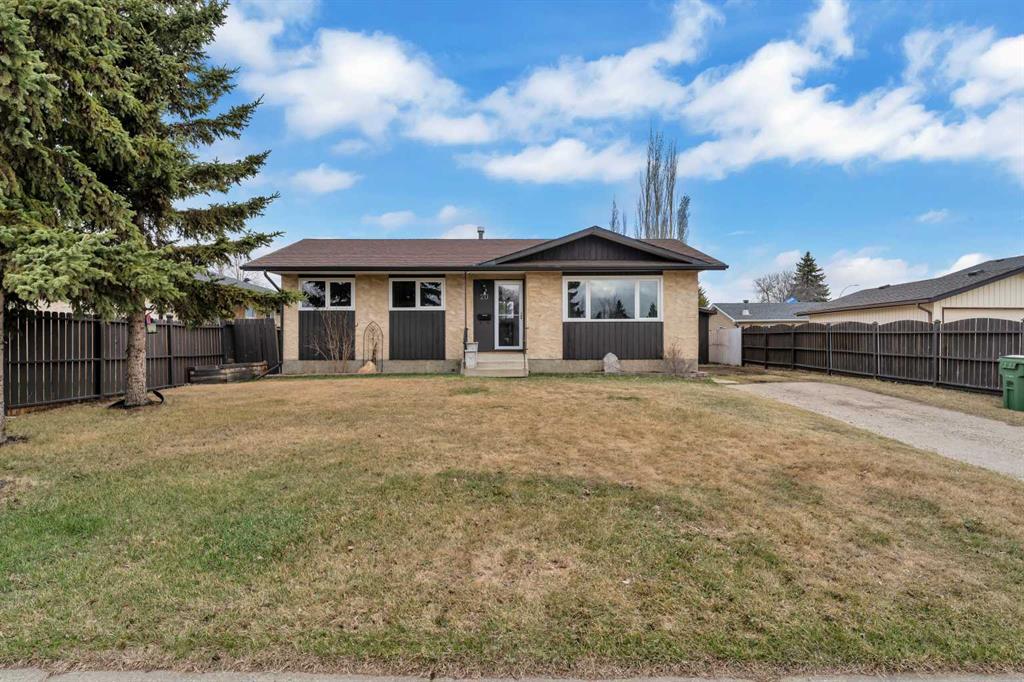 20 Caledonia Drive , A2307927, Alberta,