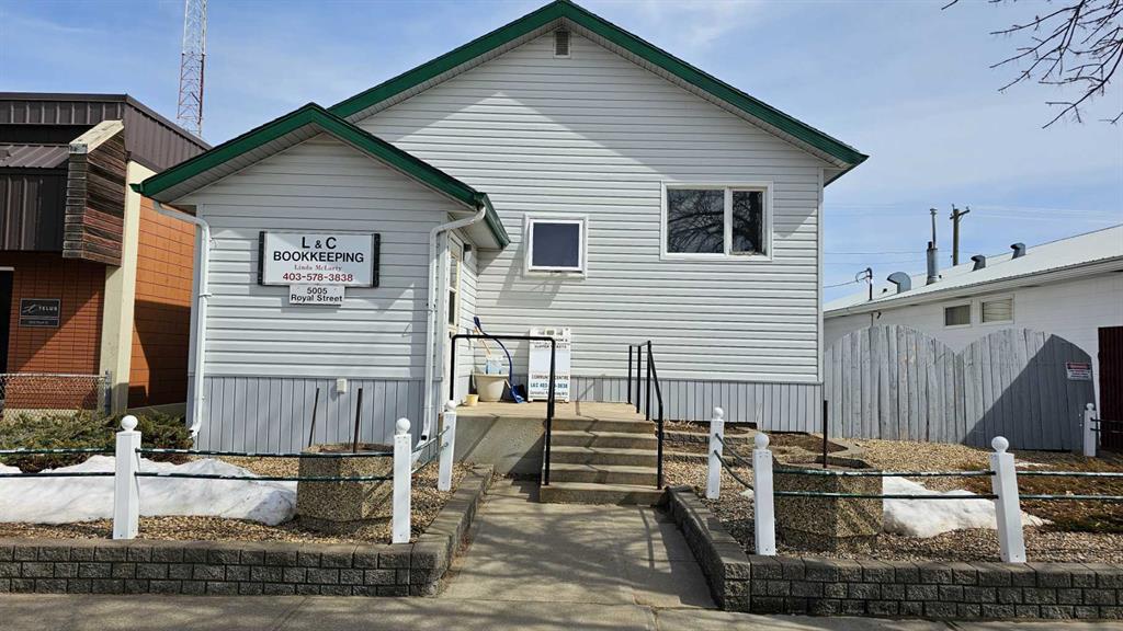 5005 royal Street , A2307933, Alberta,
