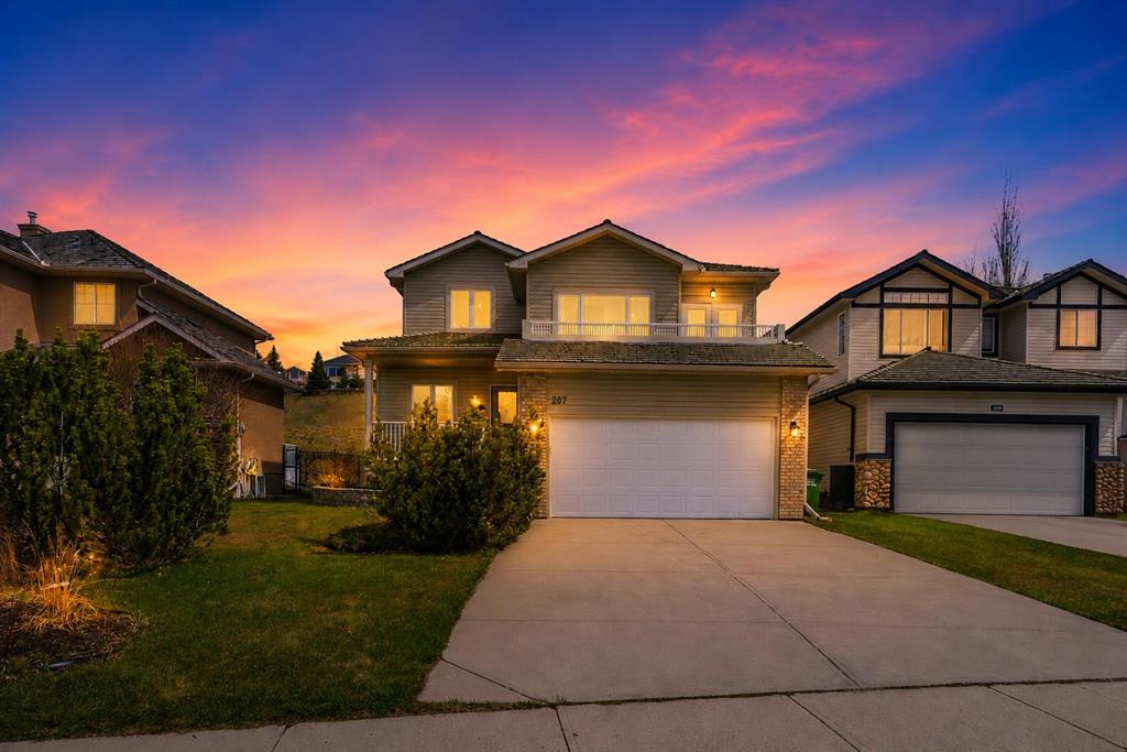 207 Gleneagles View , A2307937, Alberta,