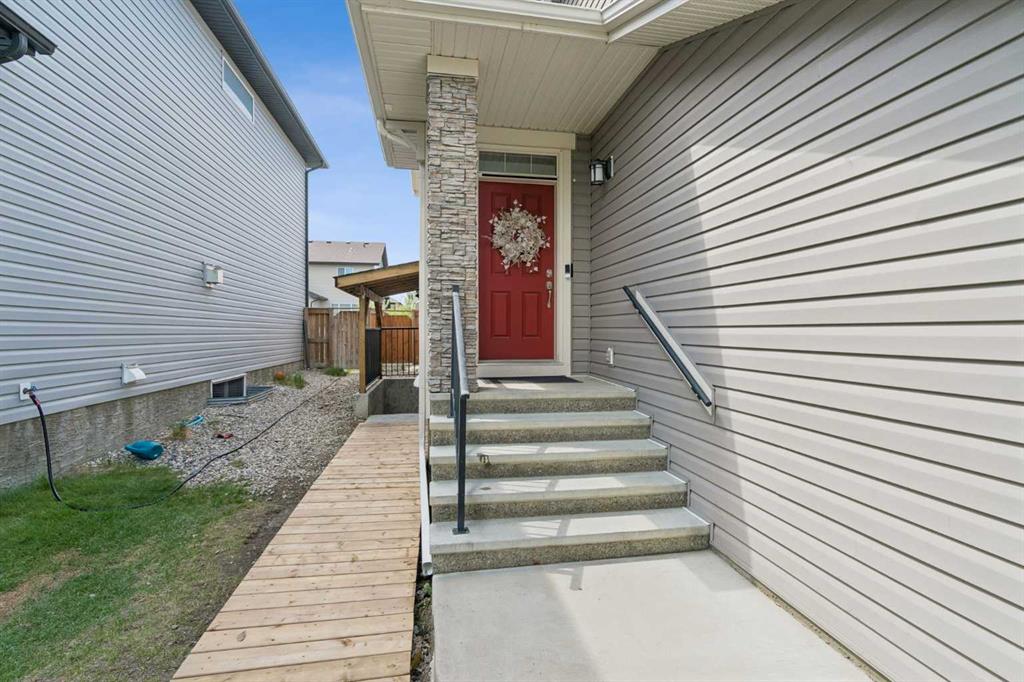 Fourth View of 2134 Brightoncrest Common SE, New Brighton, Calgary, Alberta, T2Z 1E9