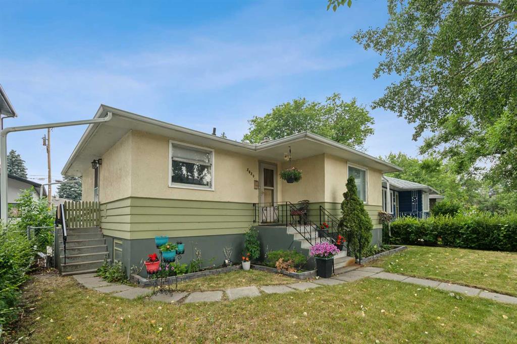 Third View of 2029 Mountview Crescent NE, Winston Heights/Mountview, Calgary, Alberta, T2E 5N4