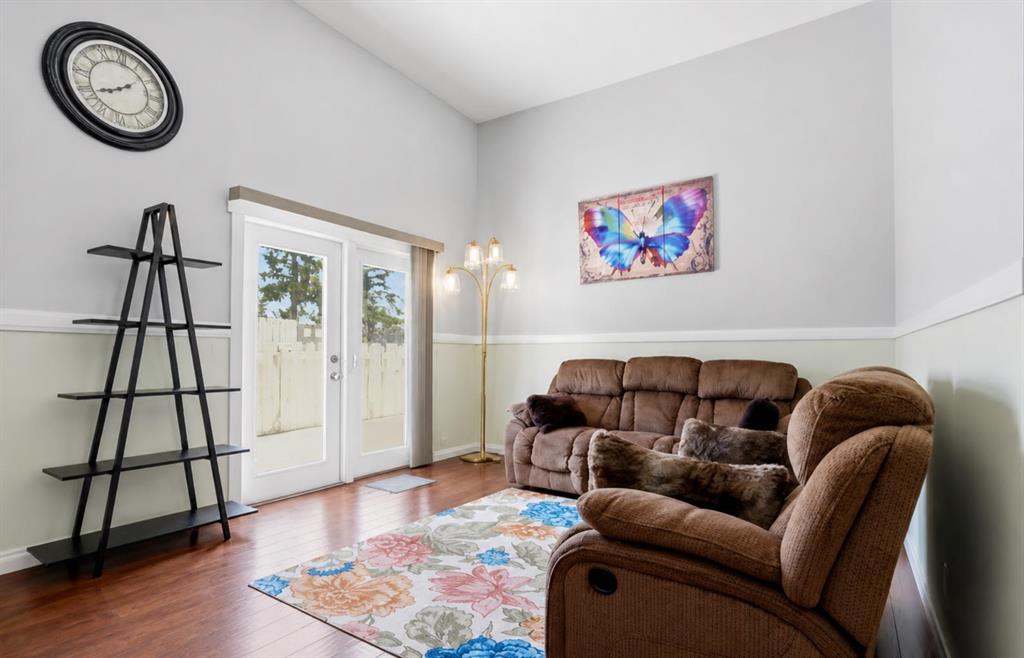 Third View of 904, 919 38 Street NE, Marlborough, Calgary, Alberta, T2A 6E1