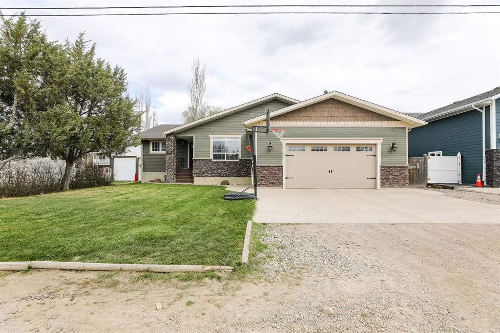 Second View of 125 S 2A Street W, NONE, Magrath, Alberta, T0K 1J0