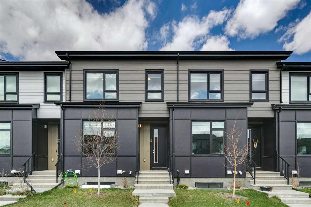 201 Vantage Drive , A2308027, Alberta,