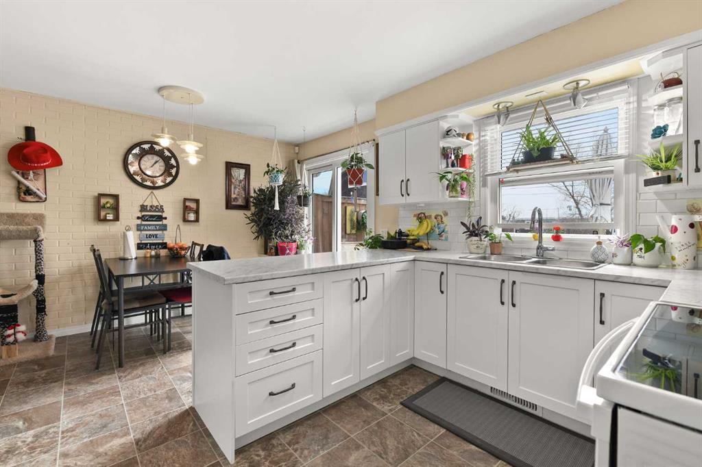 Fourth View of 9517 99 Avenue , Smith, Grande Prairie, Alberta, T8V0R1
